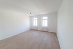 Helle und moderne 4-Raum- Wohnung mit Balkon und Gartenanteil 4 zimmer