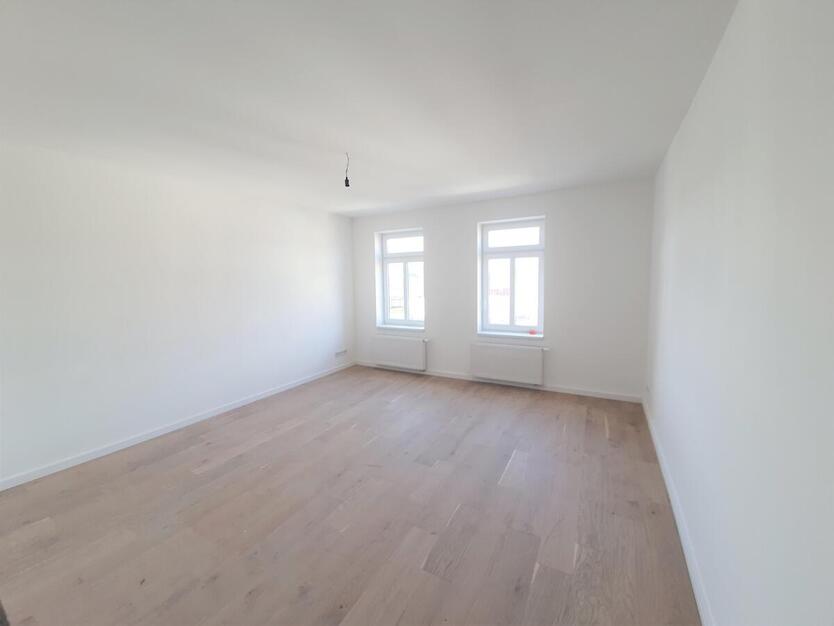 Helle und moderne 4-Raum- Wohnung mit Balkon und Gartenanteil 4 zimmer