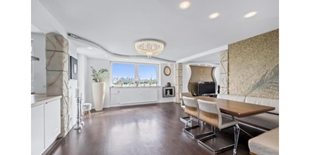 Penthouse mit Panorama: Exklusiver Blick über Reutlingen 4.5 zimmer