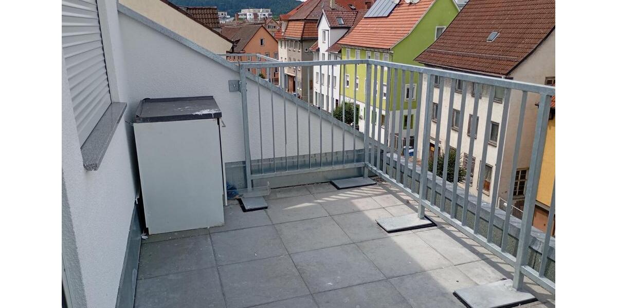 Dachgeschoßwohnung Tuttlingen - 3 Zimmer, 72 m&sup2;, 800&euro; | Angebot:21871380