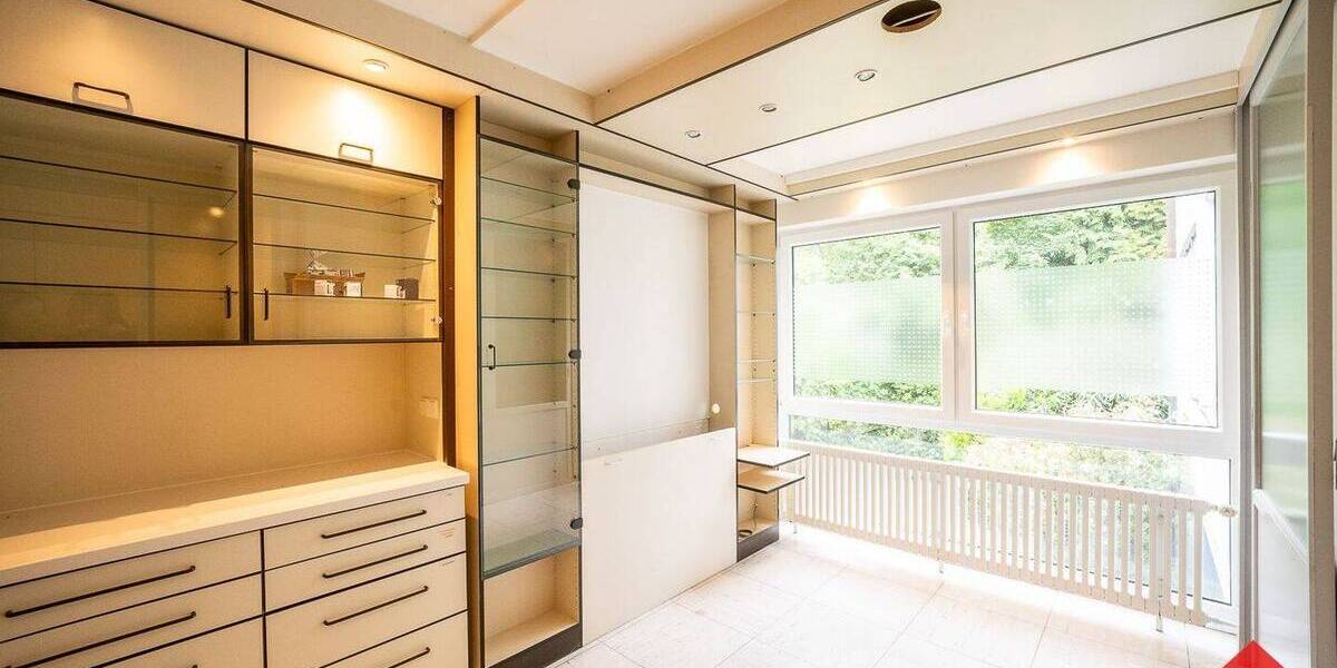 Büro Praxis mit Kfz-Stellplätzen in ruhiger Lage von Meinerzhagen - Gewerbeobjekt Meinerzhagen | Angebot:26931435