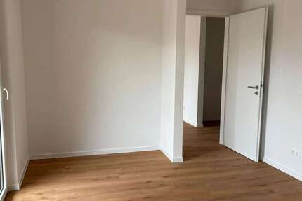 Wohnung Euskirchen Dom-Esch - 2 Zimmer, 70 m&sup2;, 985&euro; | Angebot:26578928