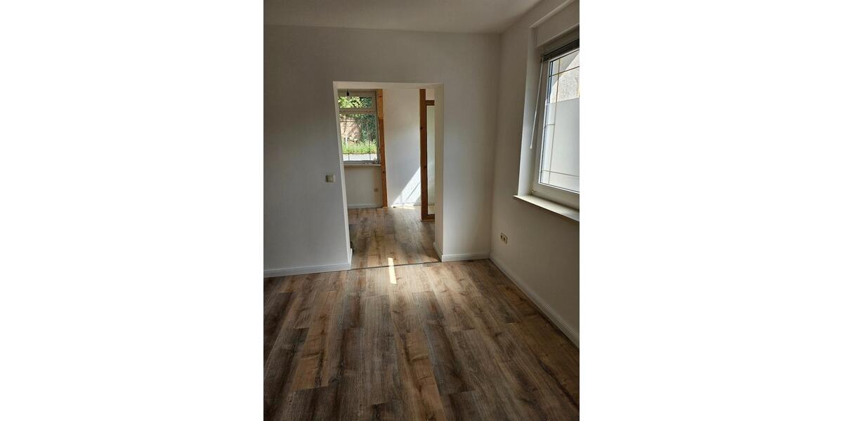 Erdgeschoßwohnung Erxleben - 2 Zimmer, 61 m&sup2;, 480&euro; | Angebot:25539989