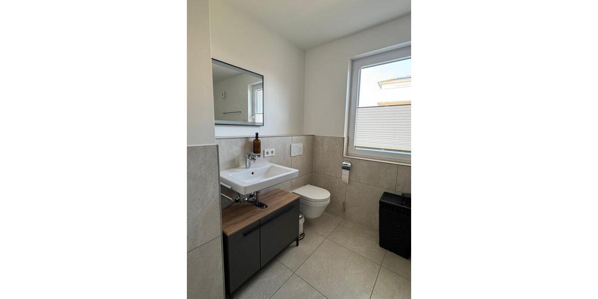 Erdgeschoßwohnung Schwülper - 4 Zimmer, 105 m&sup2;, 1.522&euro; | Angebot:25858318