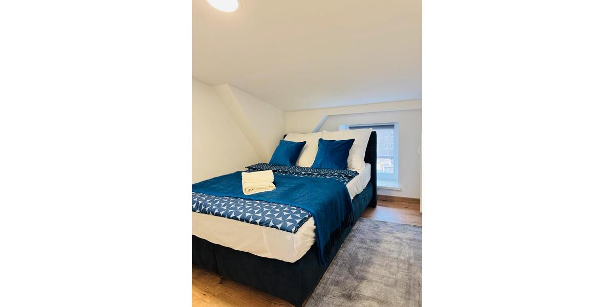 Dachgeschoßwohnung Anklam - 3 Zimmer, 70 m&sup2;, 1.250&euro; | Angebot:26449229