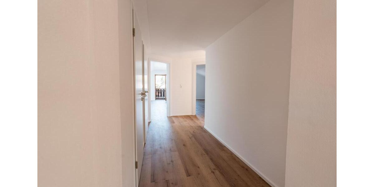 Dachgeschoßwohnung Nesselwang - 3 Zimmer, 96 m&sup2;, 1.010&euro; | Angebot:25614554