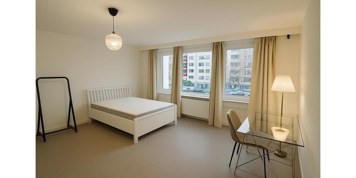 Zimmer in 4er WG in Uni Nähe möbliert All Inklusive Miete 4 zimmer