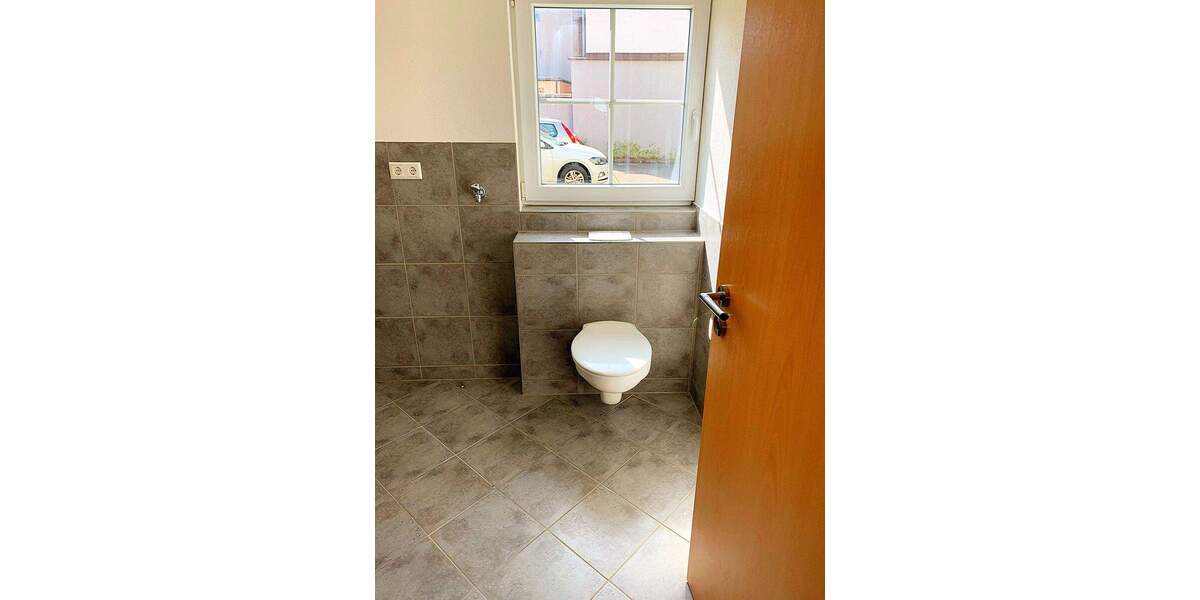 Etagenwohnung Kenzingen - 2 Zimmer, 65 m&sup2;, 800&euro; | Angebot:25249218