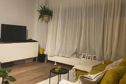 Hell, freundlich & zentral: Großzügiges Ein-Raum-Appartement zimmer