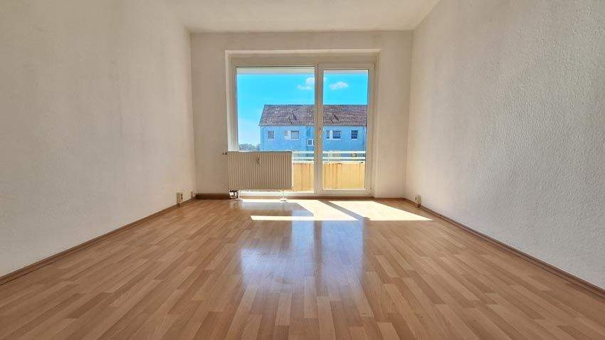 Etagenwohnung Weißenfels Borau - 3 Zimmer, 59 m&sup2;, 390&euro; | Angebot:25797800