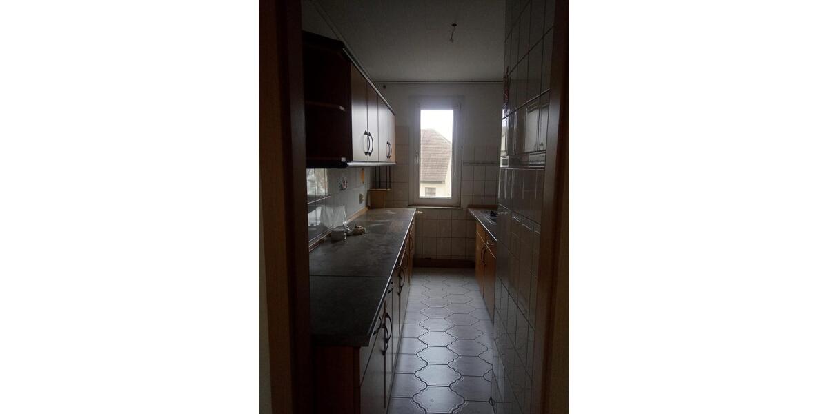 Etagenwohnung Köthen (Anhalt) - 4 Zimmer, 74 m&sup2;, 450&euro; | Angebot:24816334