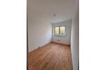 Erstbezug mit Balkon: Schöne, helle 4-Zimmer-Wohnung