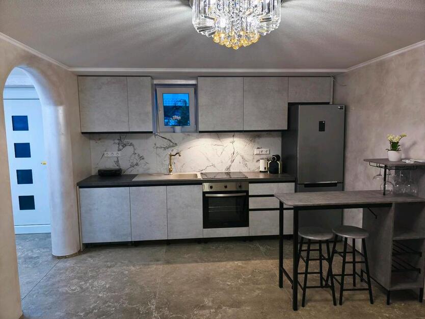 Ich vermiete eine wunderschöne Wohnung im Souterrain