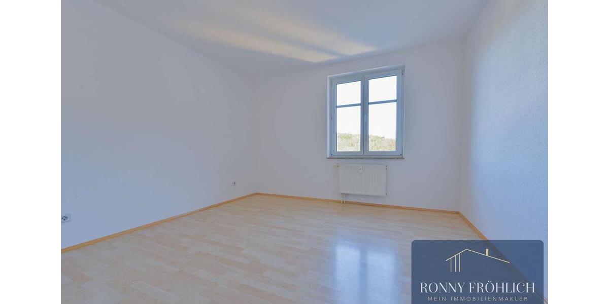 Dachgeschoßwohnung Thum - 2 Zimmer, 56 m&sup2;, 360&euro; | Angebot:25378473