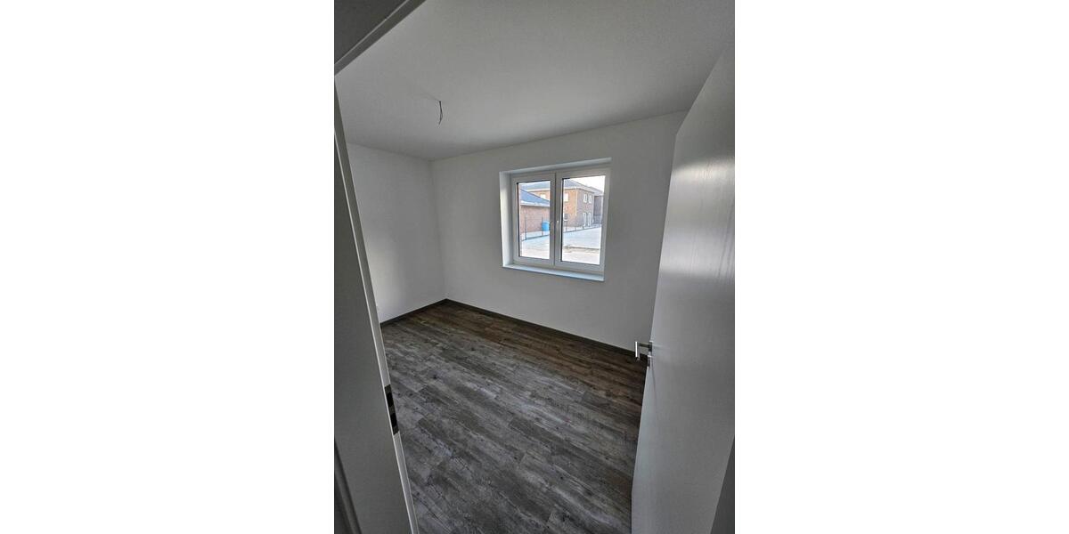 Erdgeschoßwohnung Saterland - 2 Zimmer, 70 m&sup2;, 700&euro; | Angebot:25875806