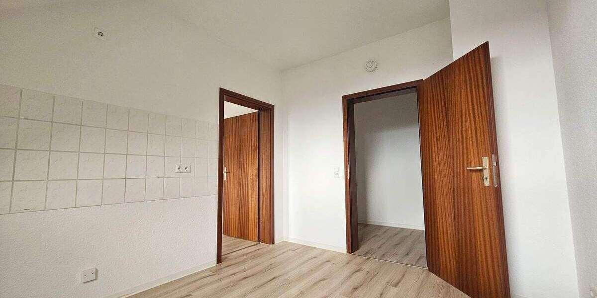 Etagenwohnung Chemnitz Sonnenberg - 3 Zimmer, 61 m&sup2;, 299&euro; | Angebot:26540795