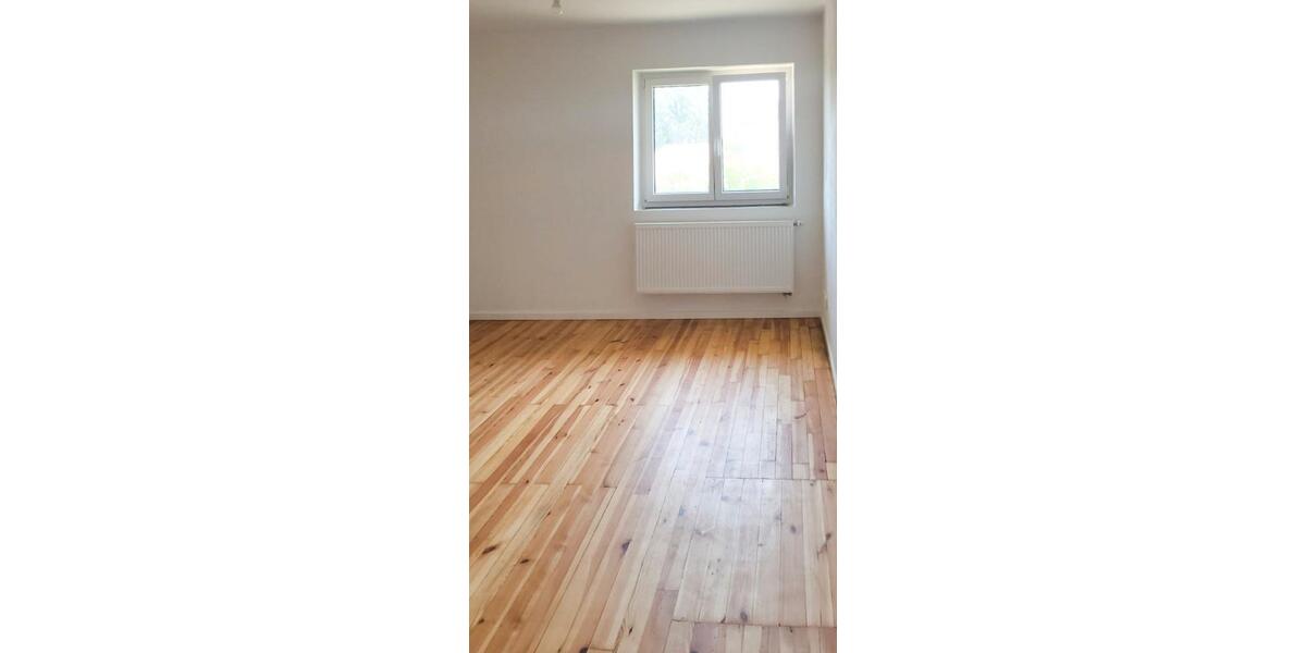 Erdgeschoßwohnung Tittmoning - 3 Zimmer, 77 m&sup2;, 800&euro; | Angebot:26278931