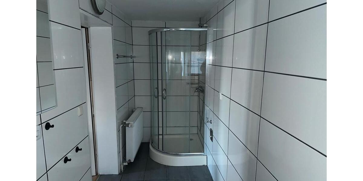 Erdgeschoßwohnung Naila - 2 Zimmer, 65 m&sup2;, 480&euro; | Angebot:26051473