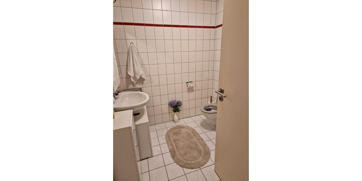 Etagenwohnung Sande - 4 Zimmer, 110 m&sup2;, 790&euro; | Angebot:26576093