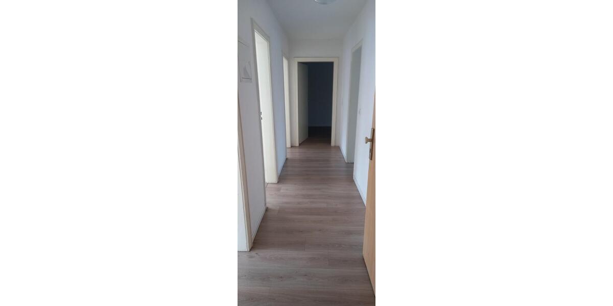 Etagenwohnung Seelow - 4 Zimmer, 70 m&sup2;, 510&euro; | Angebot:23621382