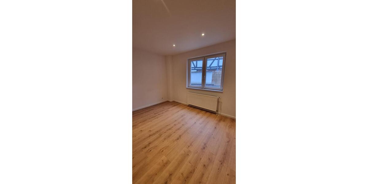 Erdgeschoßwohnung Rosdorf - 4 Zimmer, 106 m&sup2;, 1.380&euro; | Angebot:25960039
