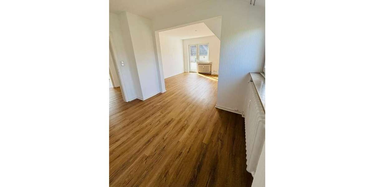 Etagenwohnung Bad Salzuflen - 3 Zimmer, 75 m&sup2;, 690&euro; | Angebot:27103462