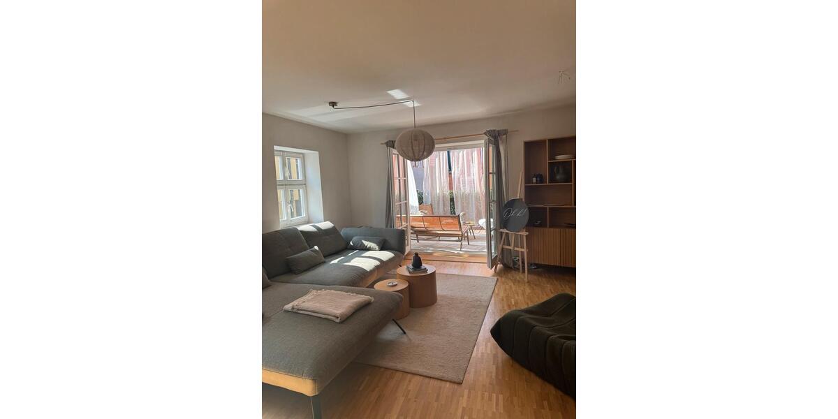 Etagenwohnung Dinkelsbühl - 2 Zimmer, 92 m&sup2;, 1.054&euro; | Angebot:26464319