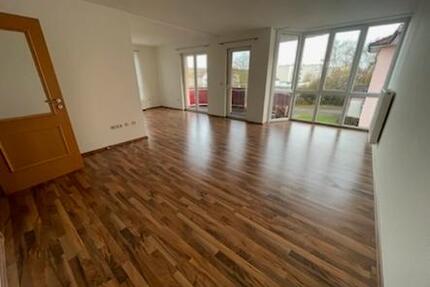 Wohnung Mellrichstadt - 3 Zimmer, 83 m&sup2;, 795&euro; | Angebot:24763518