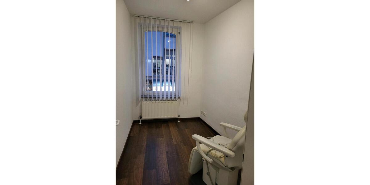 Behandlungsraum in einer PraxisKosmetikstudio 1 zimmer