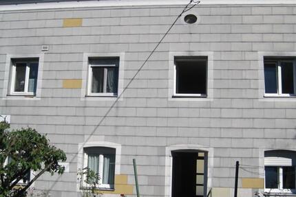 So macht wohnen Spaß! Renovierte 3-Zimmer-Wohnung mit Gartenanteil