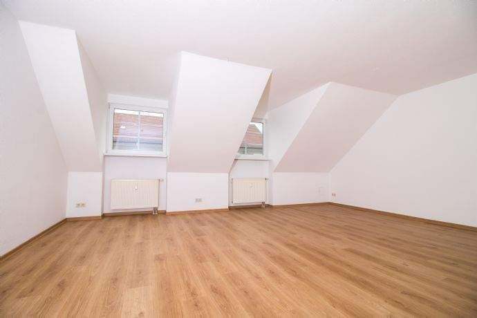 Etagenwohnung Wriezen - 3 Zimmer, 100 m&sup2;, 700&euro; | Angebot:26142876