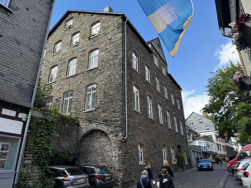 Monschau - Stilvolle Stadtwohnung mit Flair! 3 zimmer