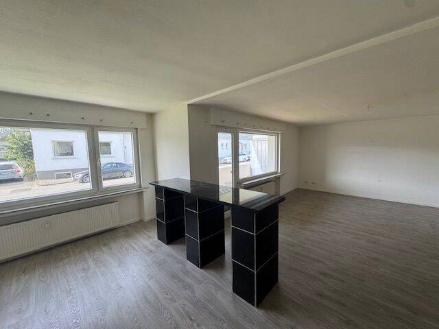 Etagenwohnung Lünen Beckinghausen - 3 Zimmer, 116 m&sup2;, 1.000&euro; | Angebot:26584235
