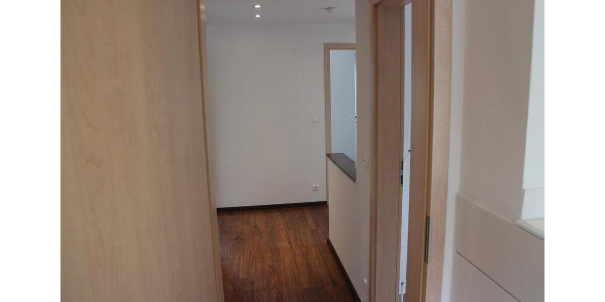 Einfamilienhaus Hambühren - 5 Zimmer, 100 m&sup2;, 1.200&euro; | Angebot:26607172