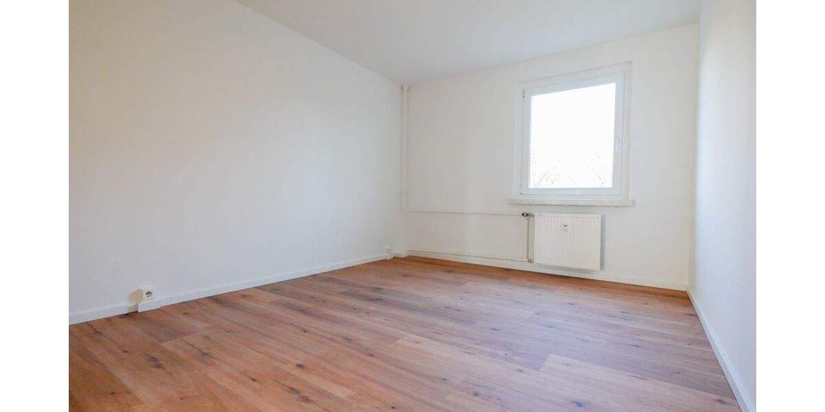 Etagenwohnung Neustadt in Sachsen Neustadt - 3 Zimmer, 60 m&sup2;, 330&euro; | Angebot:25909015