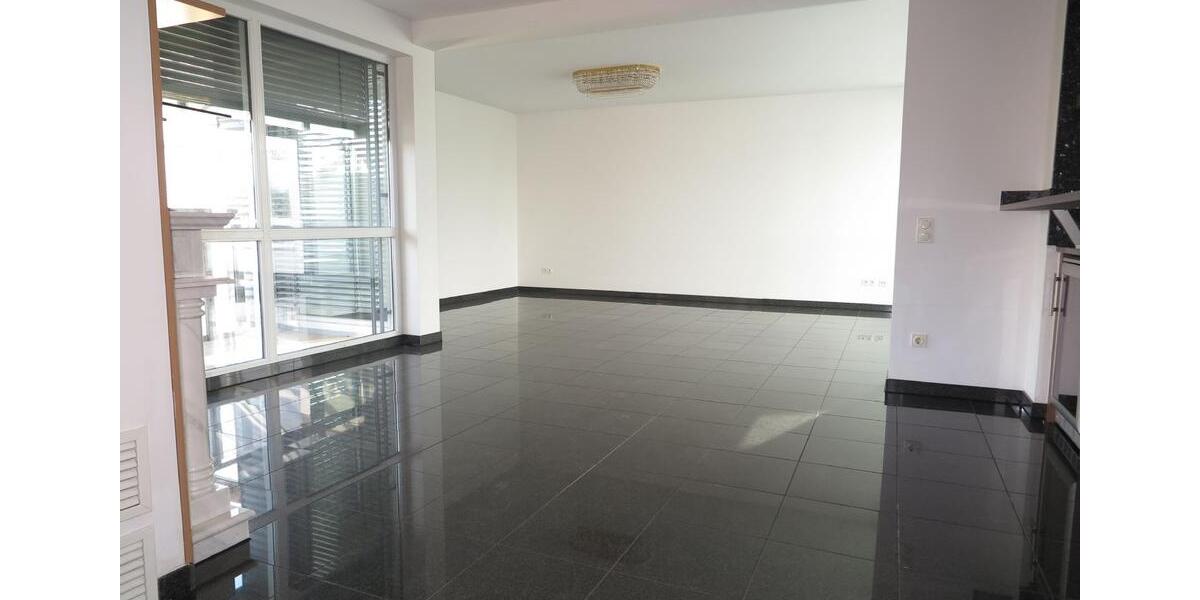 Einfamilienhaus Fürth Atzenhof - 4.5 Zimmer, 240 m&sup2;, 2.500&euro; | Angebot:24769094