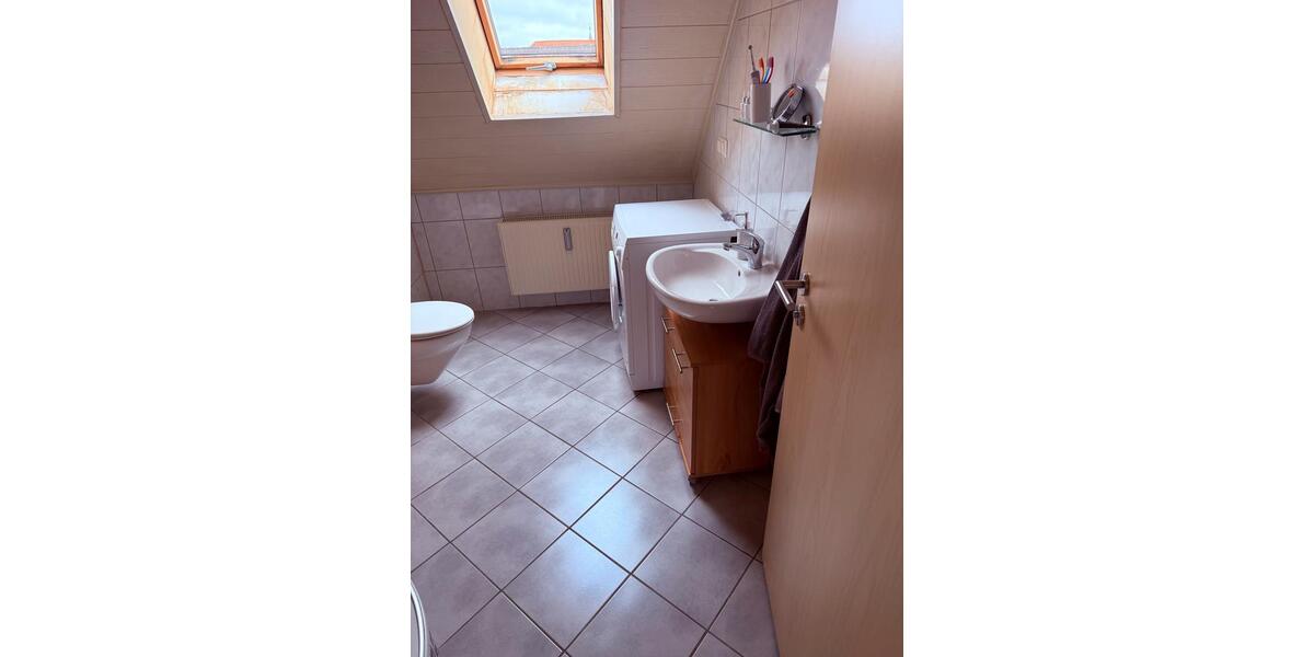 Dachgeschoßwohnung Wolfhagen - 3 Zimmer, 79 m&sup2;, 900&euro; | Angebot:26444422
