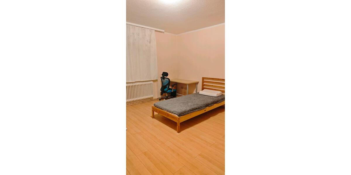 Wohnen auf Zeit Hannover Linden-Limmer - 4 Zimmer, 20 m&sup2;, 562&euro; | Angebot:23854187