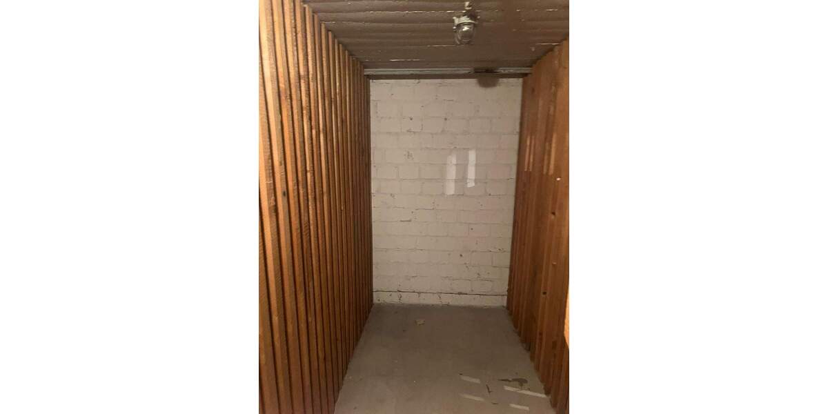 SCHÖN AUSGESTATTETES APPARTMENT MIT EINBAUKÜCHE UND BALKON IN NEUSS-HOLZHEIM 1 zimmer