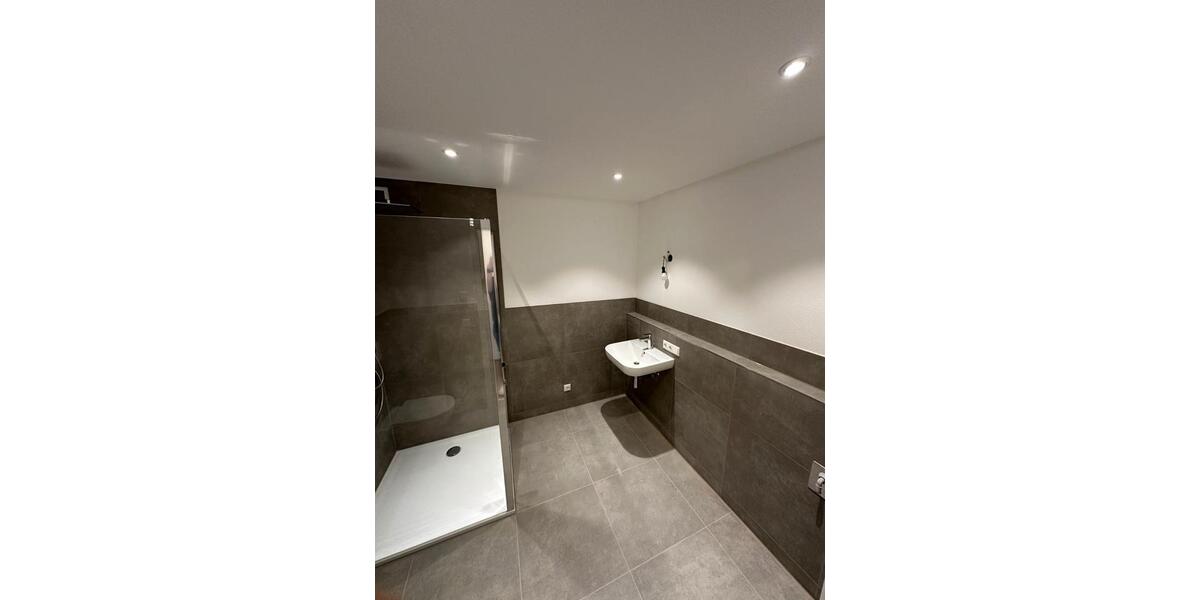 Erdgeschoßwohnung Neuötting - 2 Zimmer, 70 m&sup2;, 1.020&euro; | Angebot:26586636