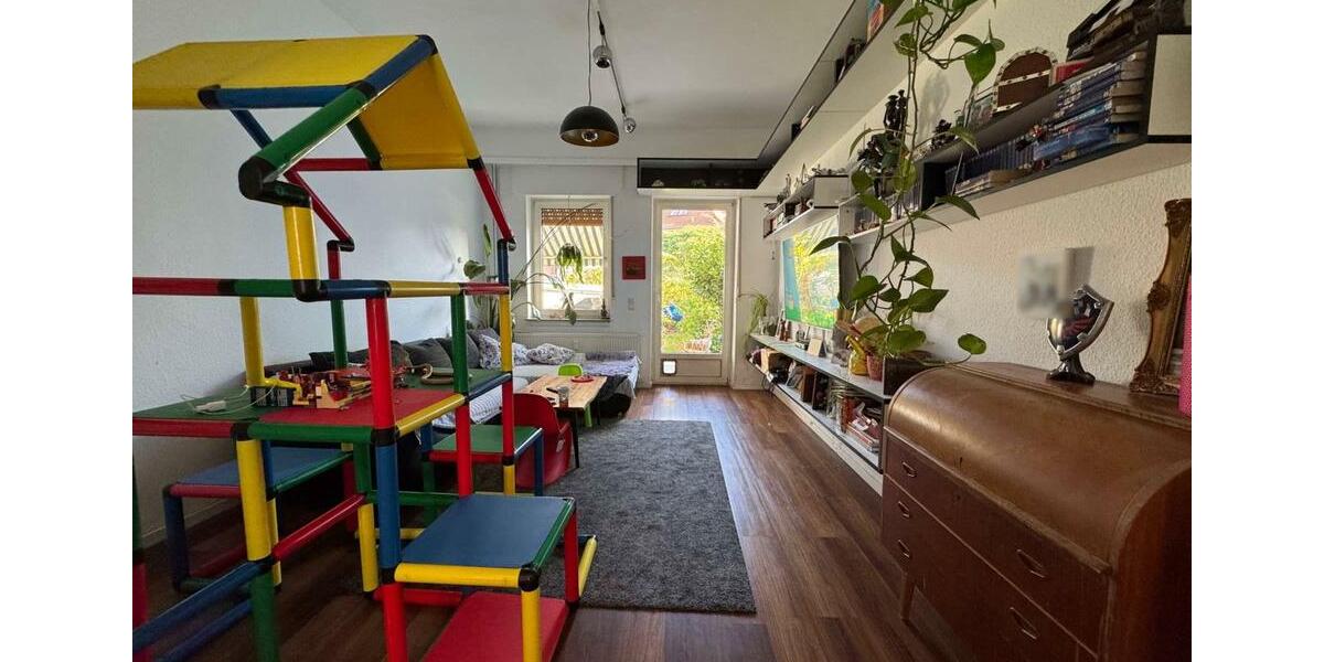 Erdgeschoßwohnung Lage - 6 Zimmer, 134 m&sup2;, 1.160&euro; | Angebot:25809455