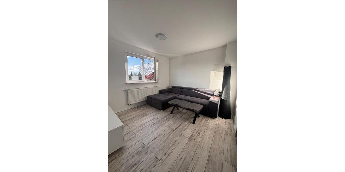 Dachgeschoßwohnung Langenhagen - 2 Zimmer, 45 m&sup2;, 750&euro; | Angebot:26382320