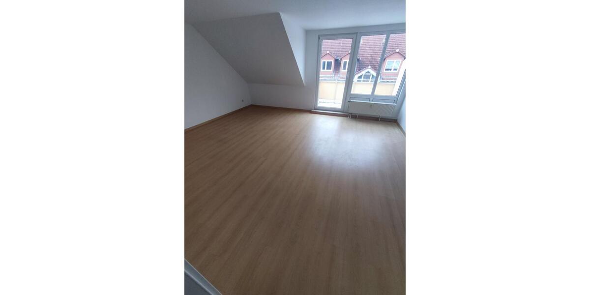 Dachgeschoßwohnung Mügeln - 2 Zimmer, 69 m&sup2;, 607&euro; | Angebot:21439596