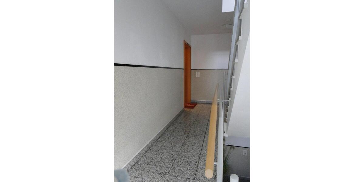 Etagenwohnung Bergisch Gladbach Alt-Frankenforst - 3 Zimmer, 112 m&sup2;, 1.200&euro; | Angebot:24753474