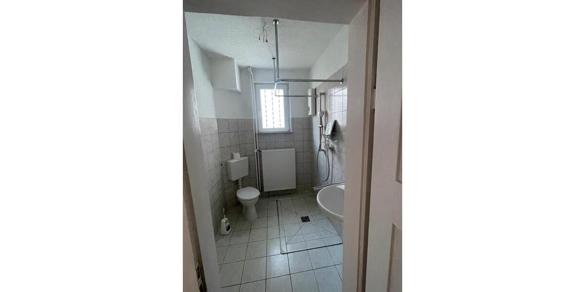 Erdgeschoßwohnung Bad König - 3 Zimmer, 78 m&sup2;, 700&euro; | Angebot:26493168