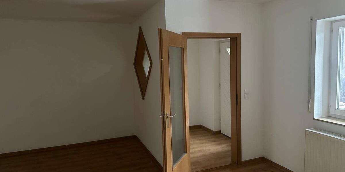 Wohnung zum Mieten in Stolpen 319,50 € 53.25 m² 2 zimmer