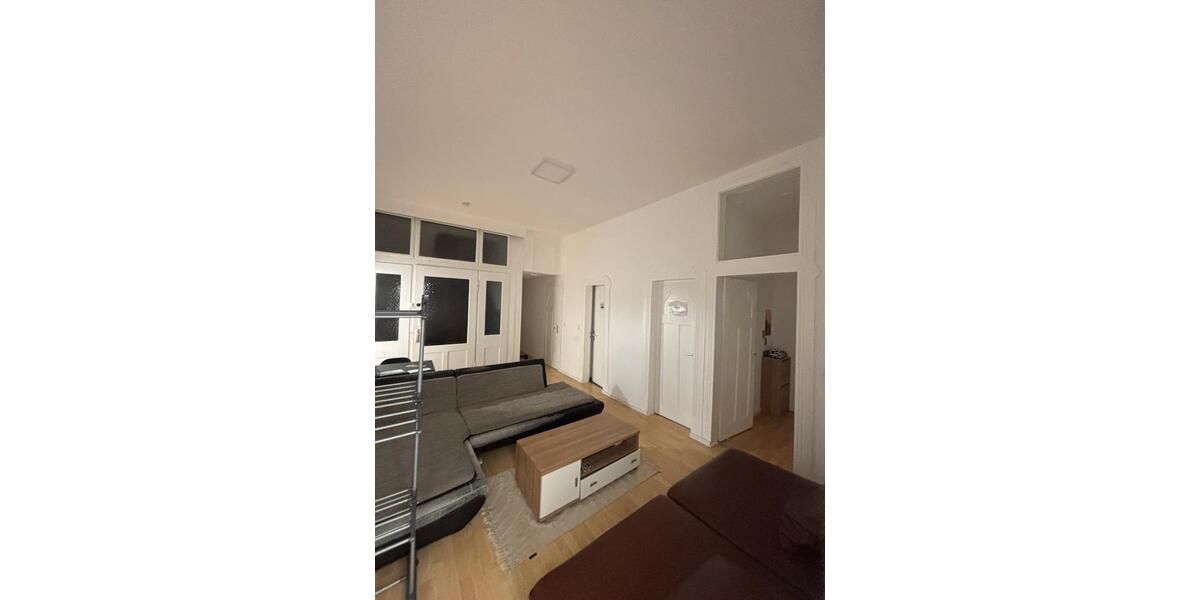 Etagenwohnung Ulm - 8 Zimmer, 18 m&sup2;, 580&euro; | Angebot:24870100