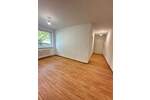 **MODERNISIERTE 3 Zimmer ERDGESCHOSS Wohnung MIT BALKON UND NEUEM DUSCHBAD**