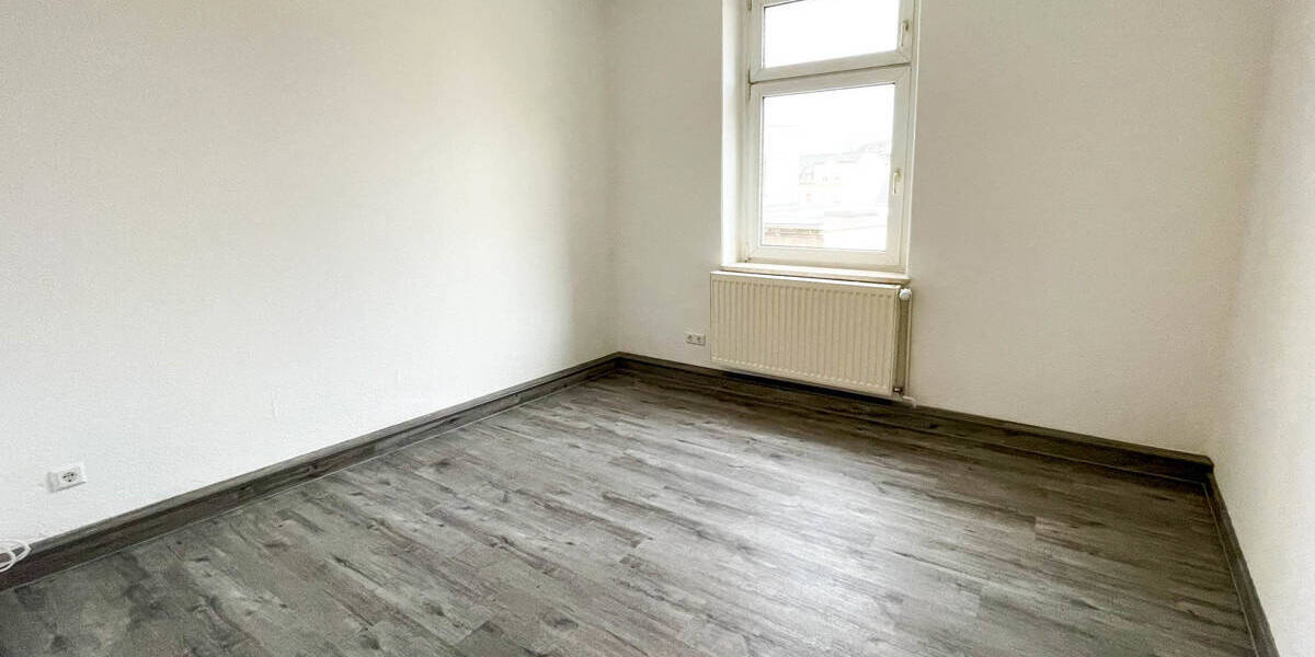 Etagenwohnung Aue Aue - 3 Zimmer, 100 m&sup2;, 650&euro; | Angebot:26141608