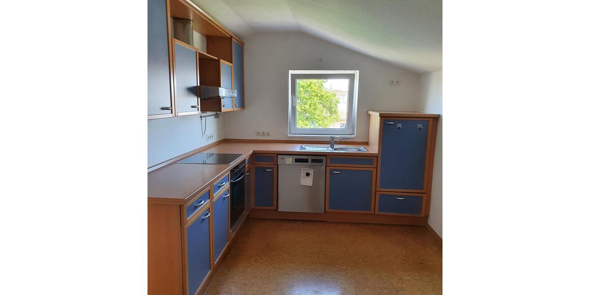 Dachgeschoßwohnung Oberasbach - 3.5 Zimmer, 107 m&sup2;, 850&euro; | Angebot:25944318